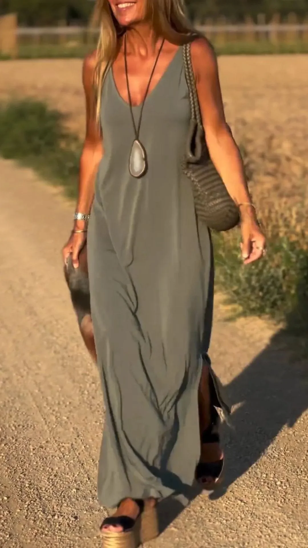 Robe Longue Élégante à Bretelles™