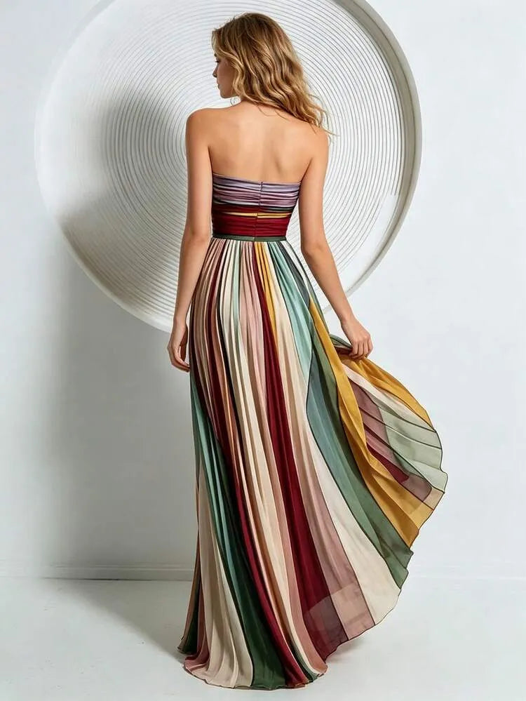 Robe Longue Plissée – Élégance Pure