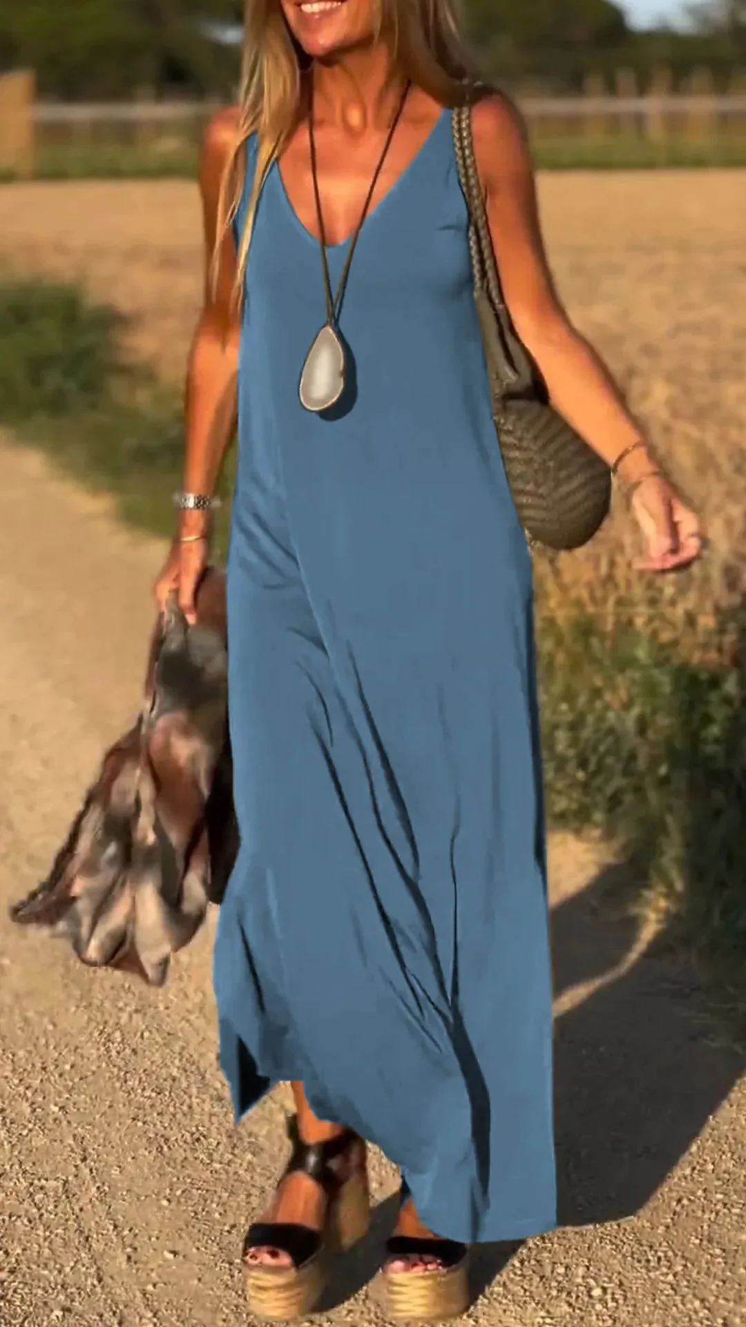 Robe Longue Élégante à Bretelles™